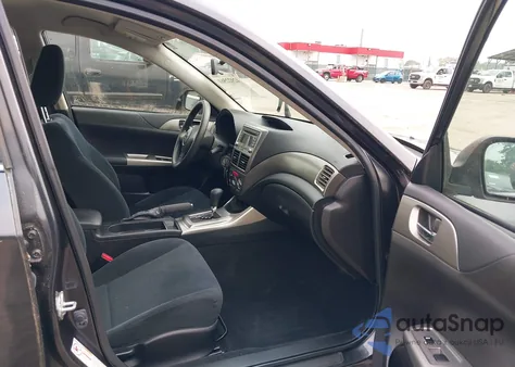 2010 Subaru Impreza 2.5I z USA, uszkodzony, nr VIN JF1GE6A65AH510407